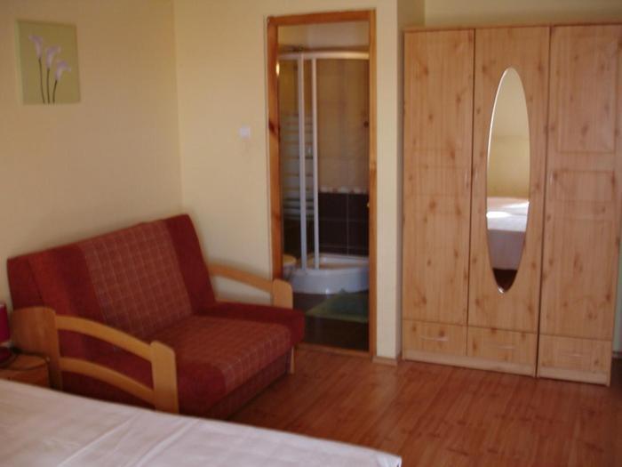 Mediterran Apartman Es Vendeghaz Hajdúszoboszló Zewnętrze zdjęcie