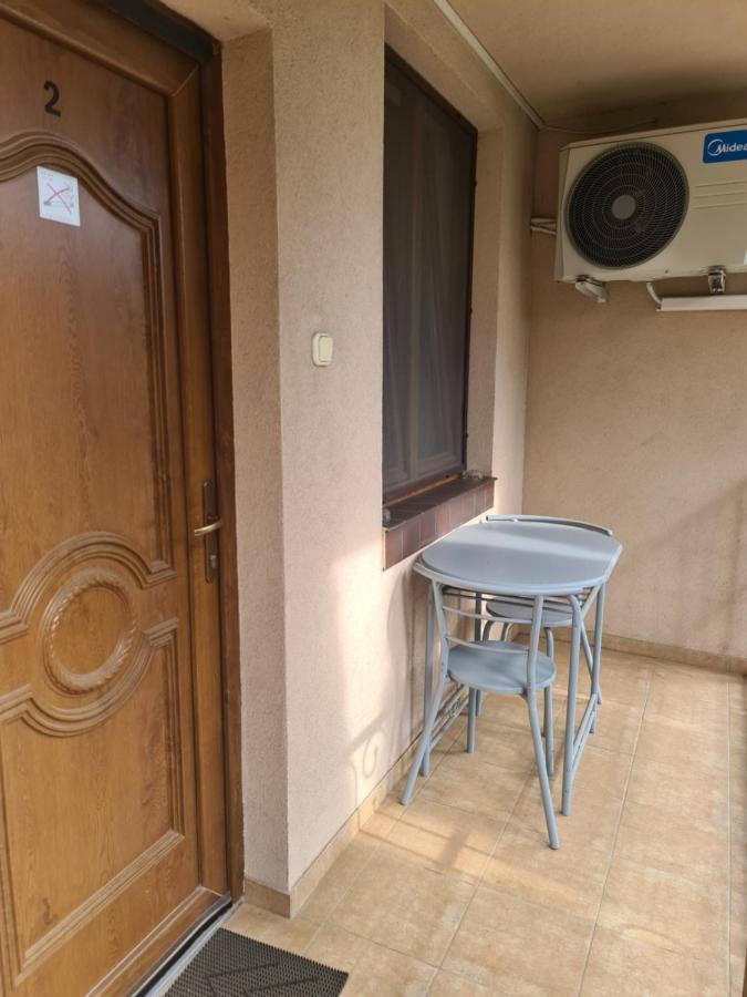 Mediterran Apartman Es Vendeghaz Hajdúszoboszló Zewnętrze zdjęcie