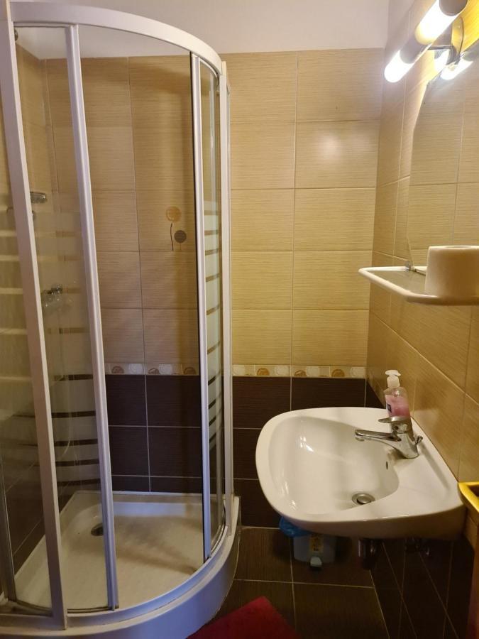 Mediterran Apartman Es Vendeghaz Hajdúszoboszló Zewnętrze zdjęcie