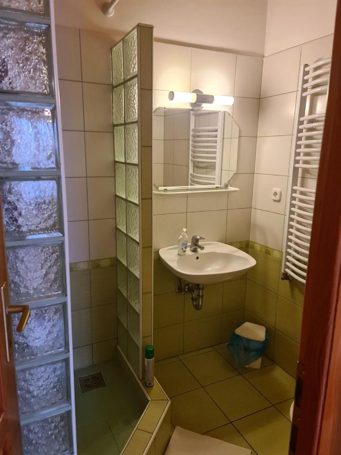 Mediterran Apartman Es Vendeghaz Hajdúszoboszló Zewnętrze zdjęcie